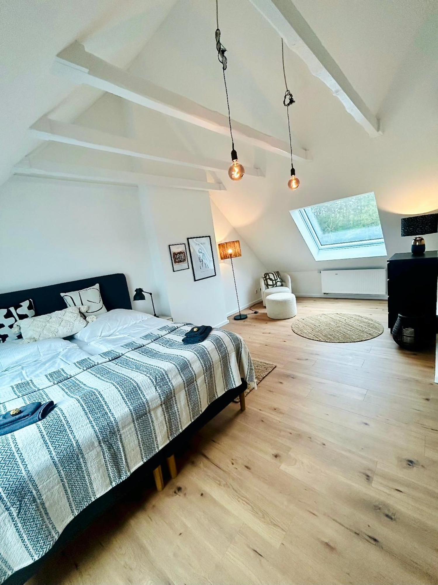 Feelslikehome - Reihenhaus Zwischen Hamburg Und Heide Mit Garten&Garage نوي فولمستورف المظهر الخارجي الصورة